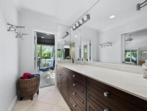 3322 Bayou Road Longboat Key FL 34228