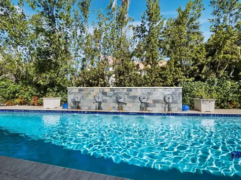 3322 Bayou Road Longboat Key FL 34228