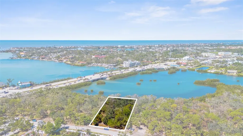Pocono Trail E Nokomis FL 34275