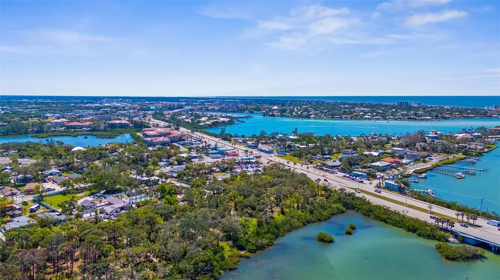 Pocono Trail E Nokomis FL 34275