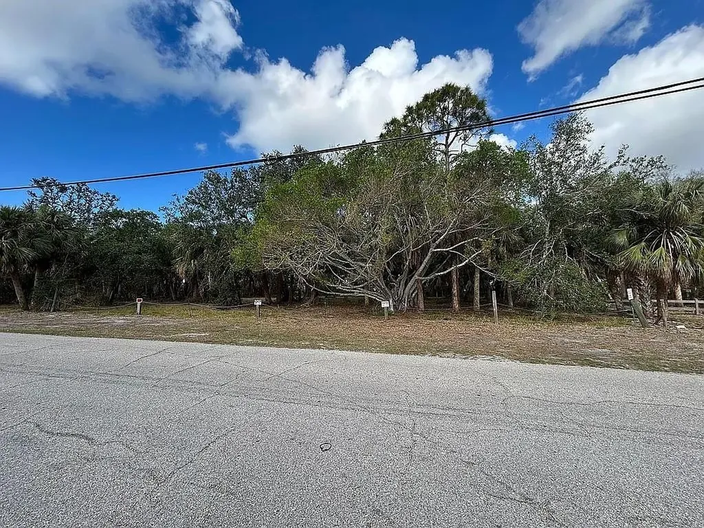 Pocono Trail E Nokomis FL 34275