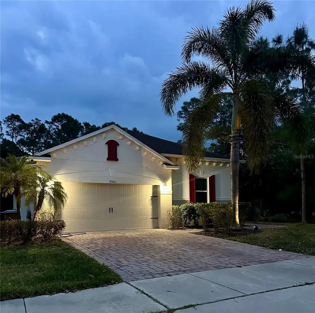 2301 Avellino Avenue St Cloud FL 34771