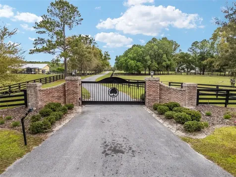 3595 NW 156th Drive Newberry FL 32669