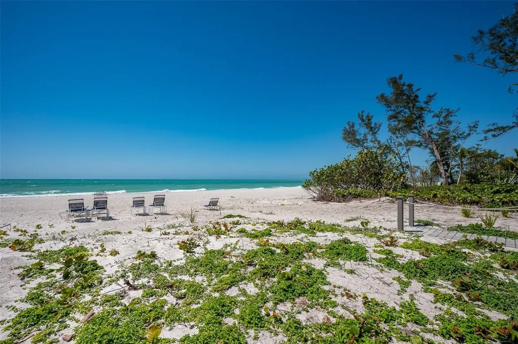 5125 Gulf Of Mexico Drive Longboat Key FL 34228