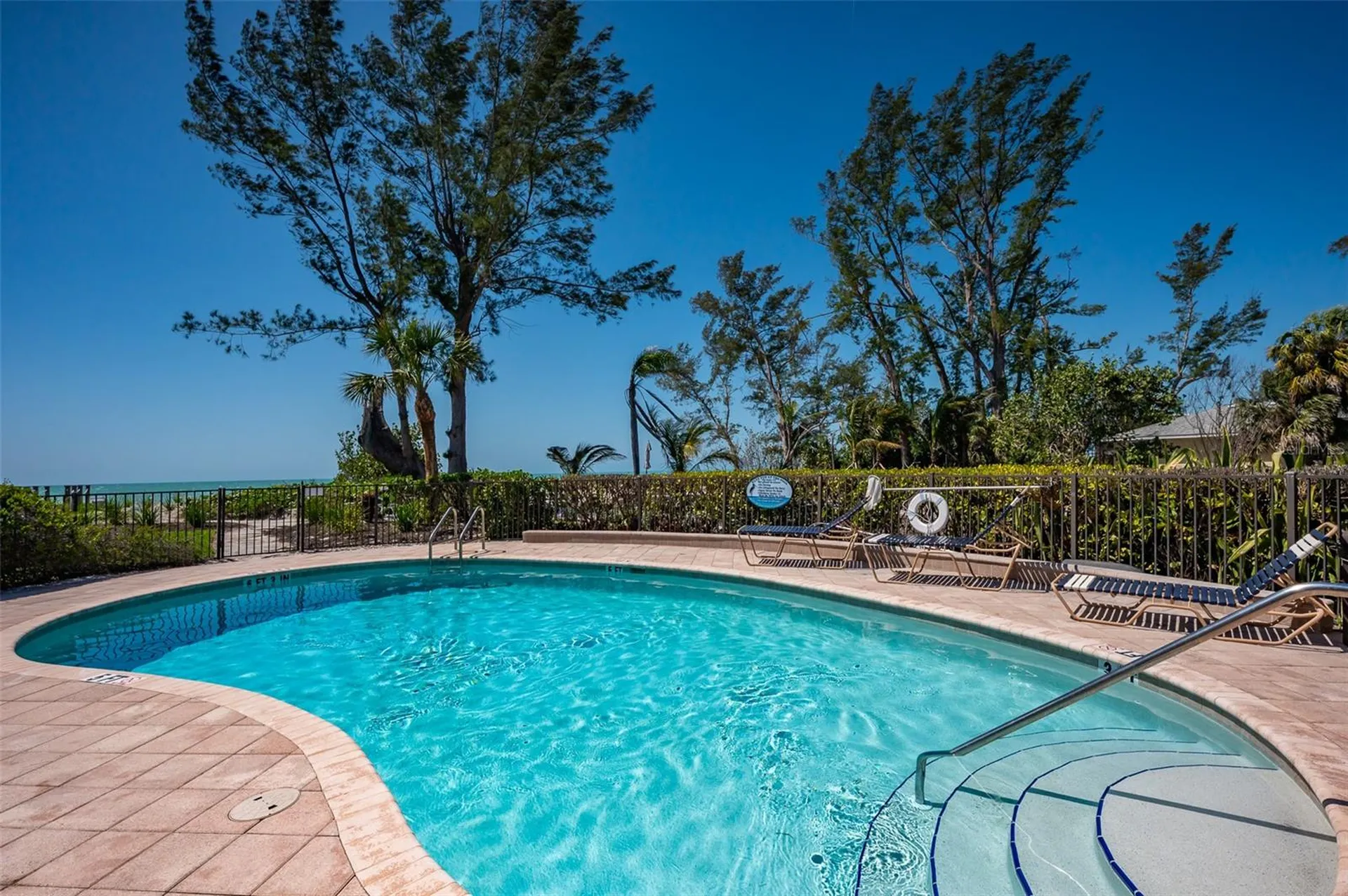 5125 Gulf Of Mexico Drive Longboat Key FL 34228
