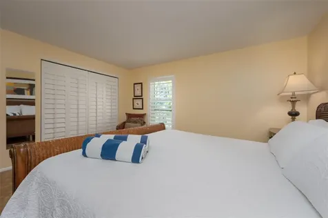 5125 Gulf Of Mexico Drive Longboat Key FL 34228