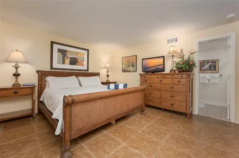 5125 Gulf Of Mexico Drive Longboat Key FL 34228