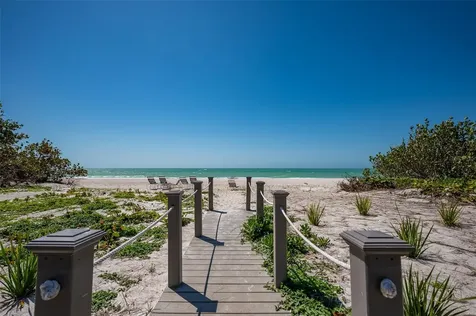 5125 Gulf Of Mexico Drive Longboat Key FL 34228