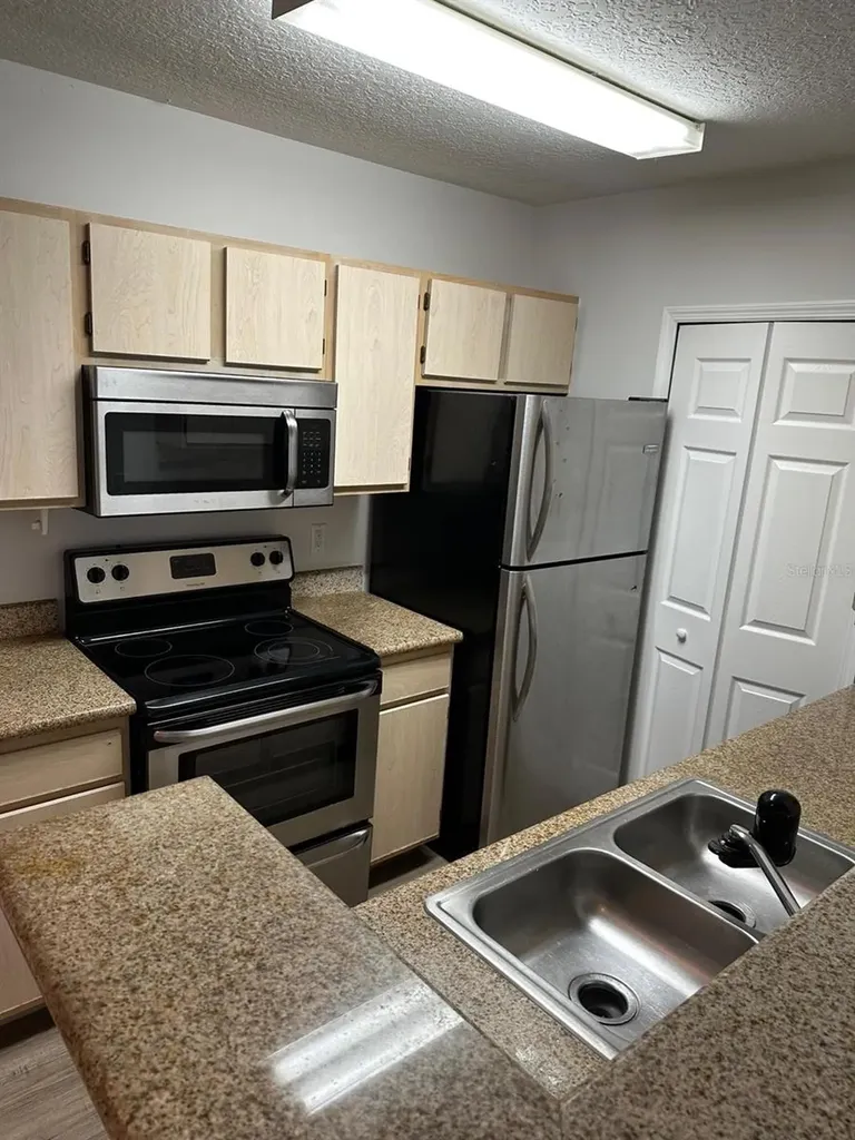 4352 S Kirkman Road Orlando FL 32811