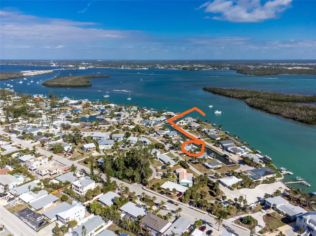 1275 Holiday Drive Englewood FL 34223