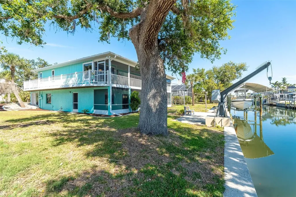 9230 Pine Cove Drive Englewood FL 34224