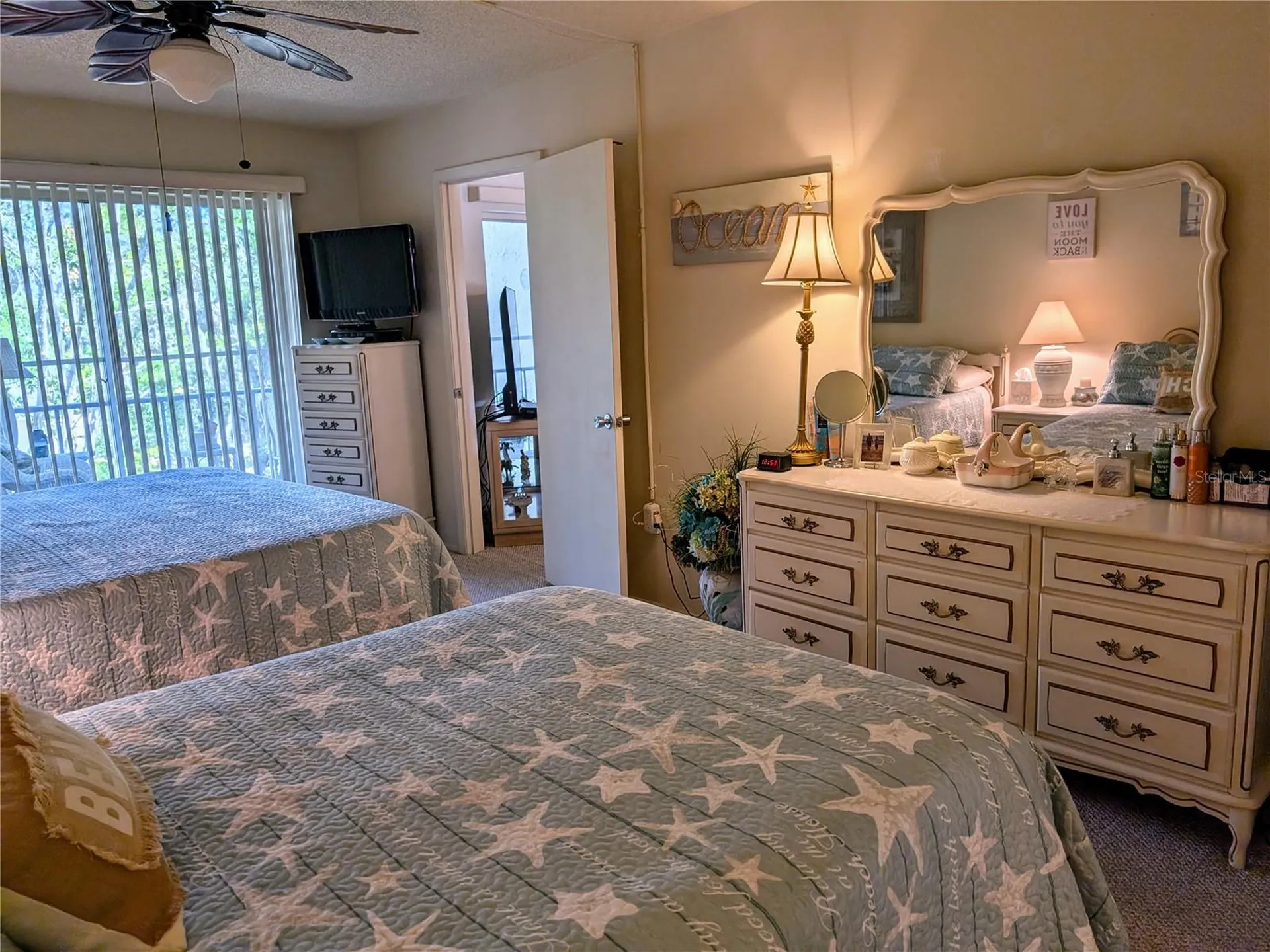 3660 Lake Bayshore Drive Bradenton FL 34205