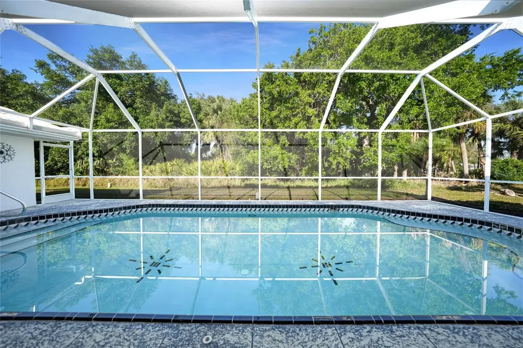 1065 Harbour Glen Place Punta Gorda FL 33983