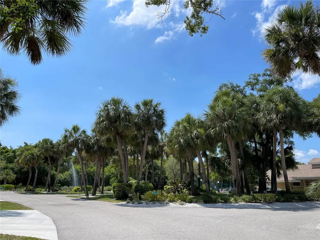 4944 Village Gardens Drive Sarasota FL 34234