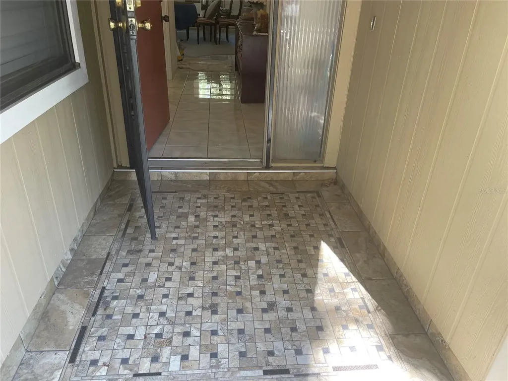 4944 Village Gardens Drive Sarasota FL 34234
