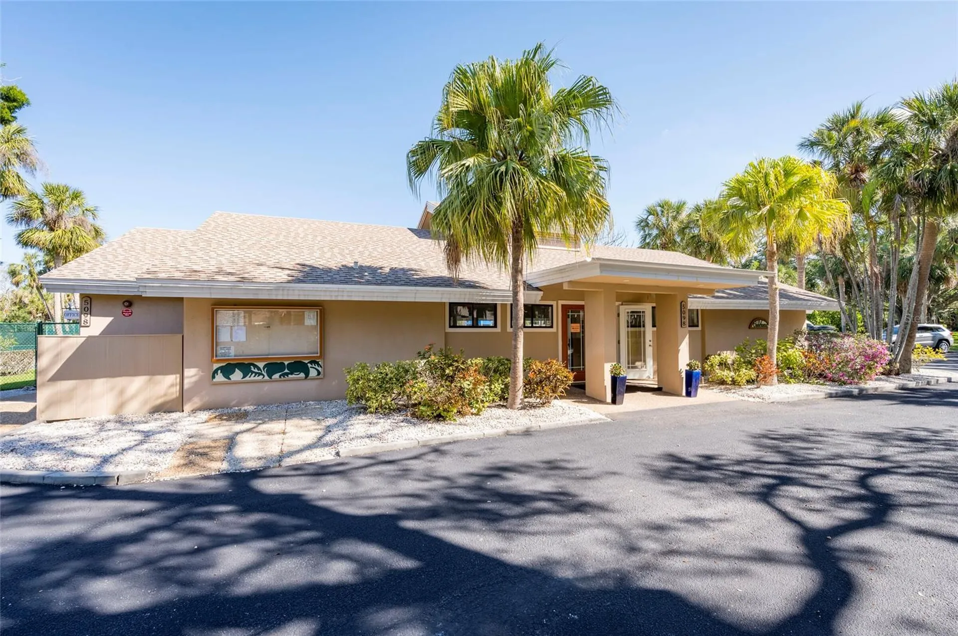 4944 Village Gardens Drive Sarasota FL 34234