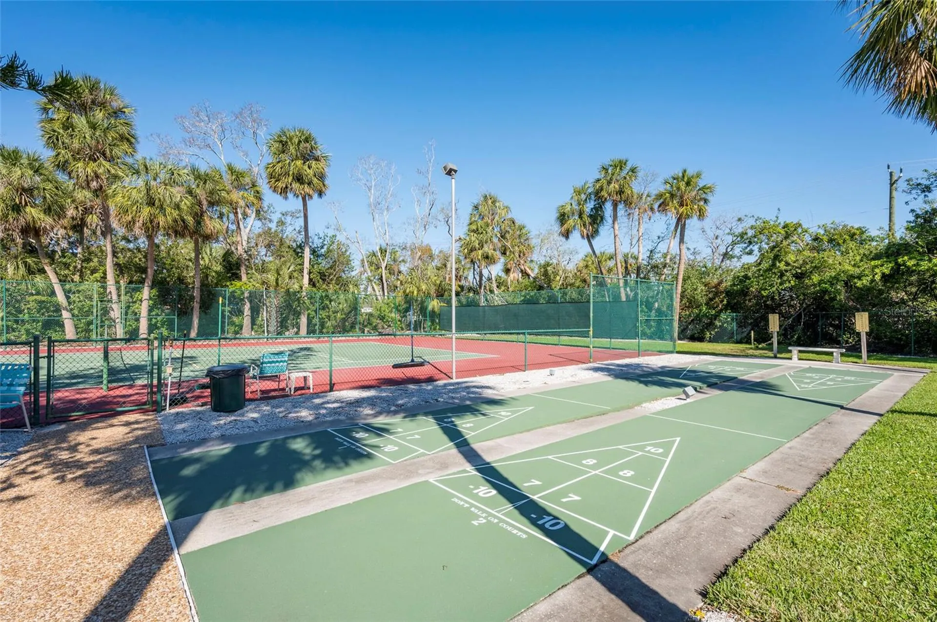 4944 Village Gardens Drive Sarasota FL 34234