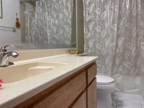 4944 Village Gardens Drive Sarasota FL 34234