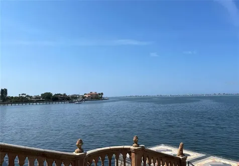 4944 Village Gardens Drive Sarasota FL 34234