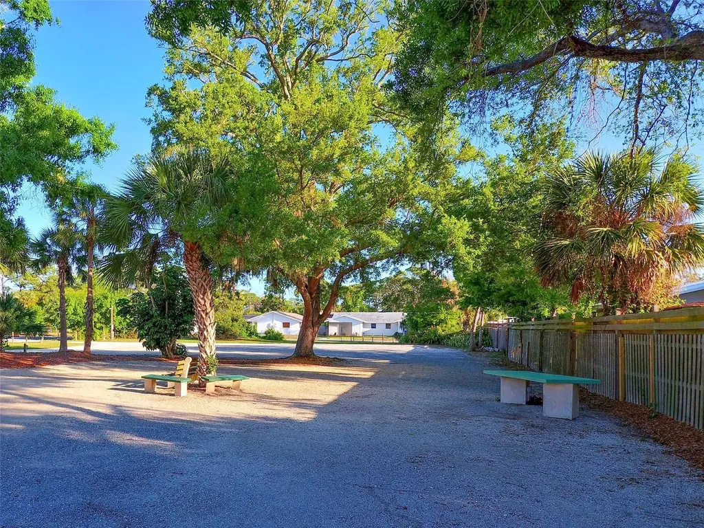 348 W Dearborn Street Englewood FL 34223