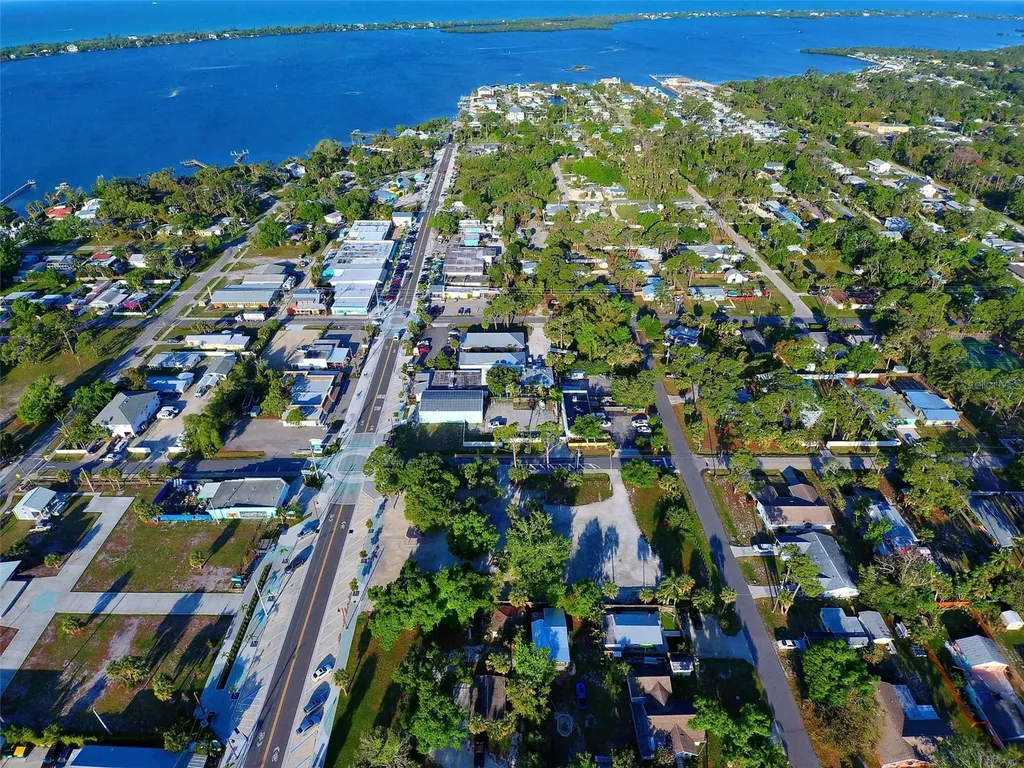 348 W Dearborn Street Englewood FL 34223