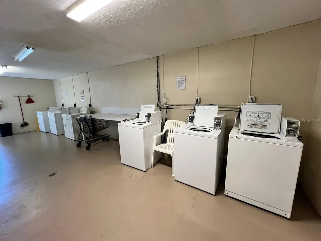 215 Valencia Boulevard Belleair Bluffs FL 33770