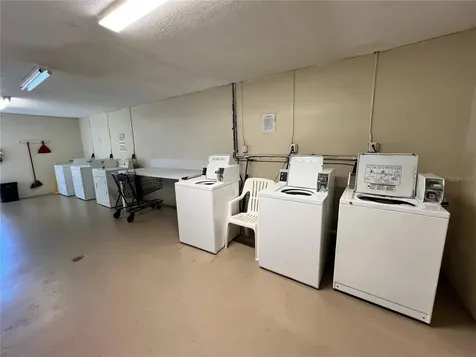 215 Valencia Boulevard Belleair Bluffs FL 33770