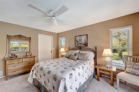 1284 Sorrento Woods Boulevard Nokomis FL 34275