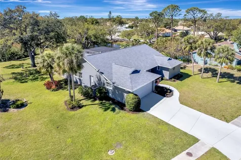 1284 Sorrento Woods Boulevard Nokomis FL 34275