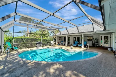 1284 Sorrento Woods Boulevard Nokomis FL 34275