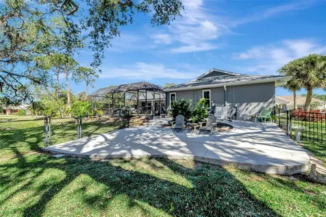 1284 Sorrento Woods Boulevard Nokomis FL 34275