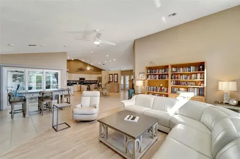 1284 Sorrento Woods Boulevard Nokomis FL 34275
