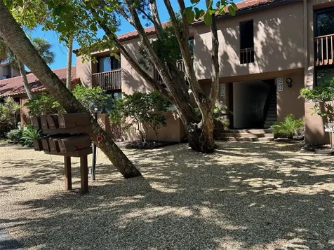 111 Pass Key Road Sarasota FL 34242