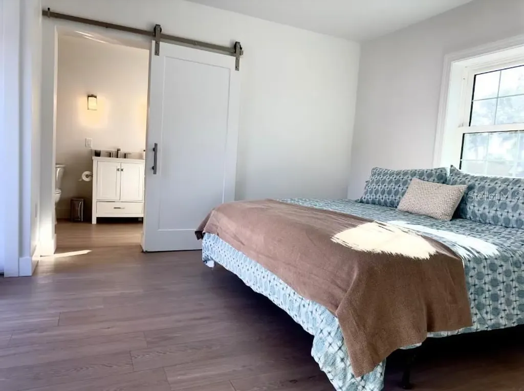 6139 Hollywood Boulevard Sarasota FL 34231