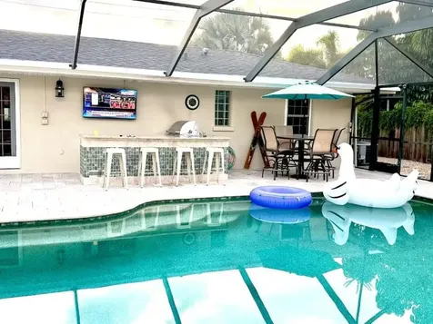 6139 Hollywood Boulevard Sarasota FL 34231