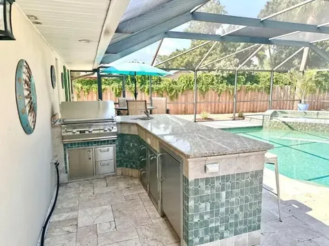 6139 Hollywood Boulevard Sarasota FL 34231