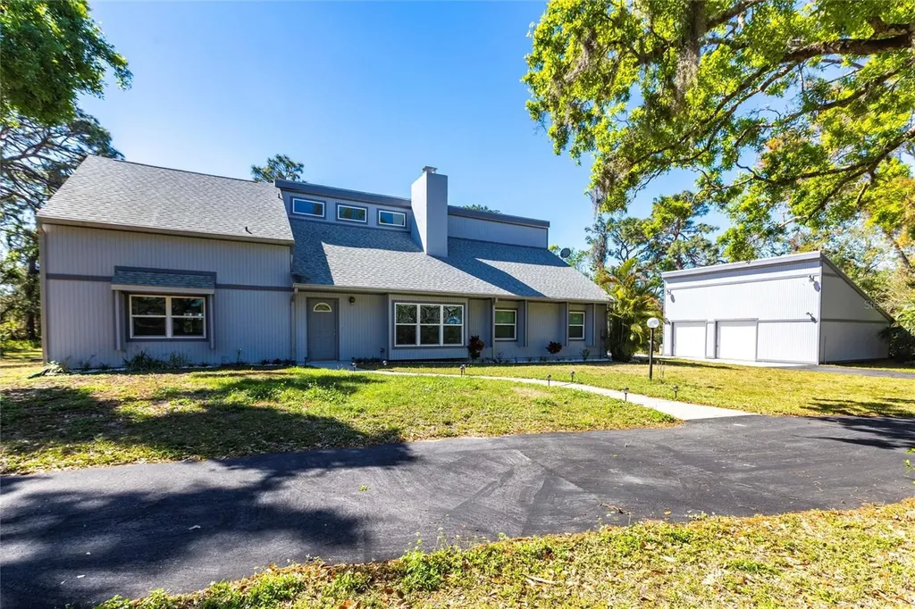 2422 53rd Street Sarasota FL 34234