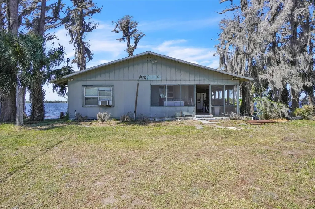 18951 Lake Pickett Road Orlando FL 32820