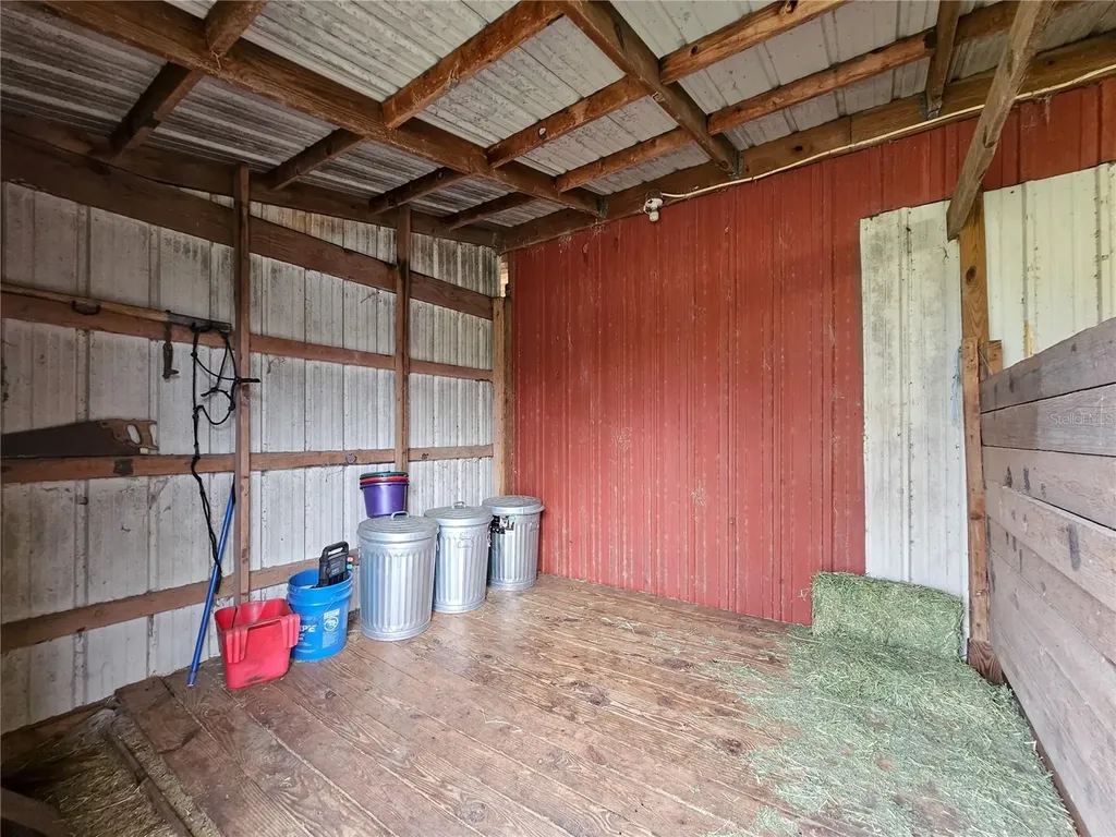 41204 Emeralda Island Road Leesburg FL 34788