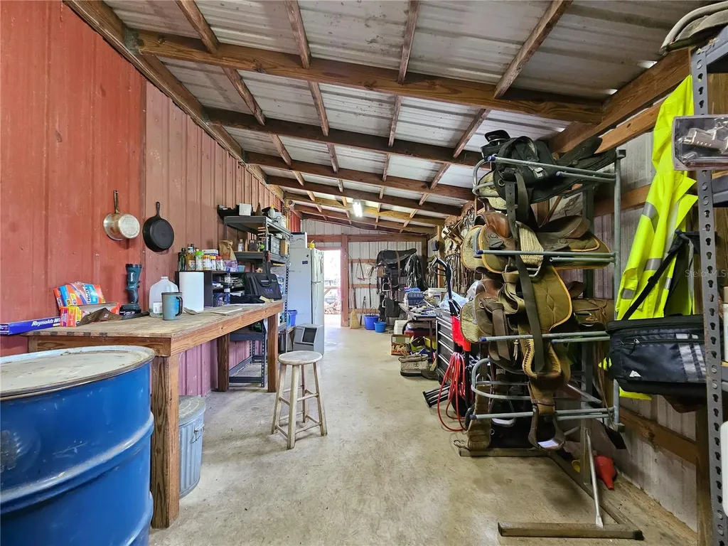 41204 Emeralda Island Road Leesburg FL 34788