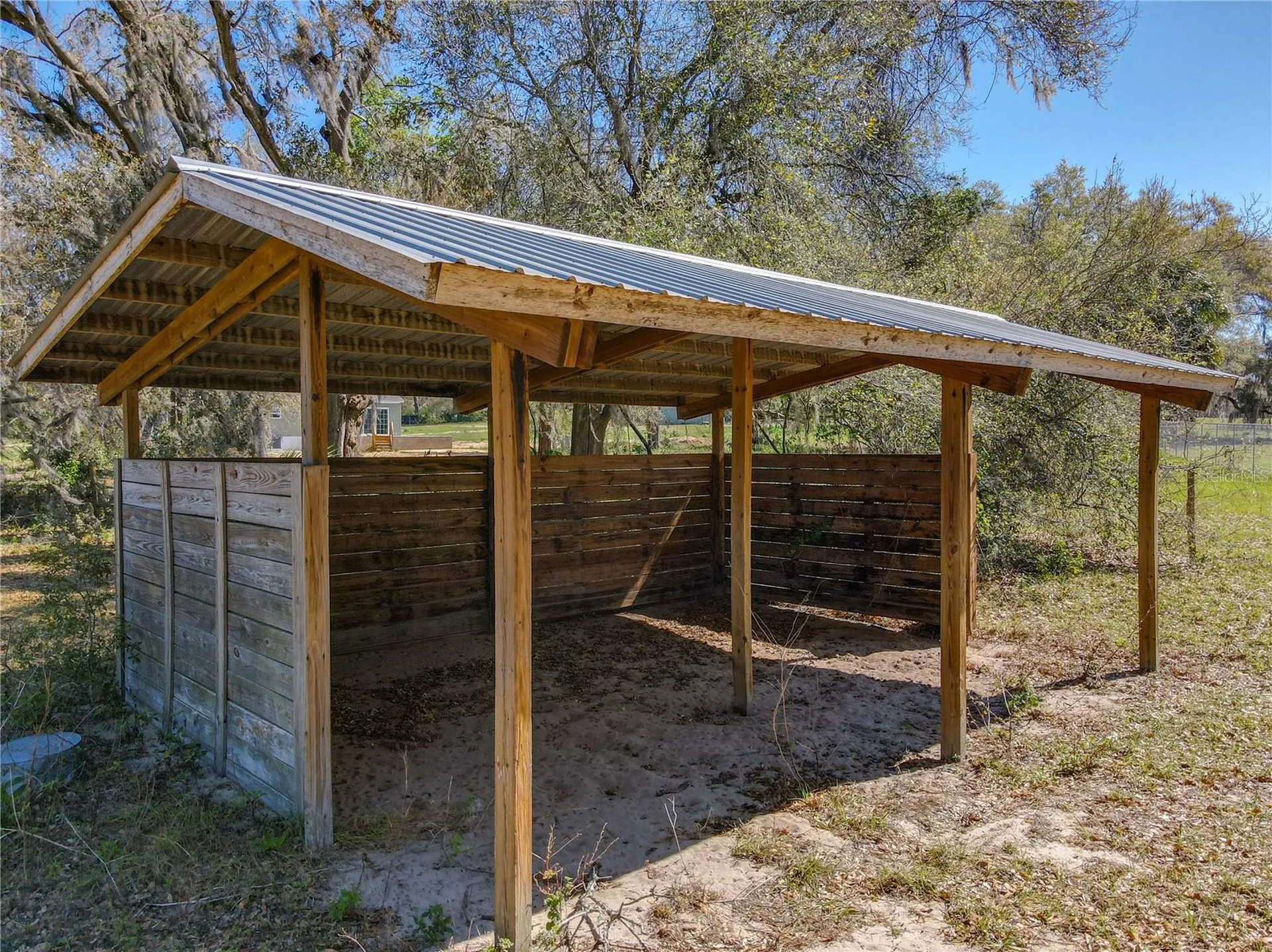 41204 Emeralda Island Road Leesburg FL 34788