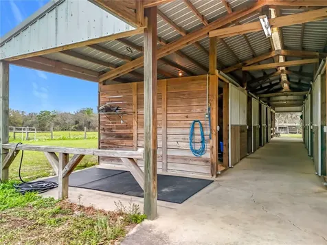 41204 Emeralda Island Road Leesburg FL 34788