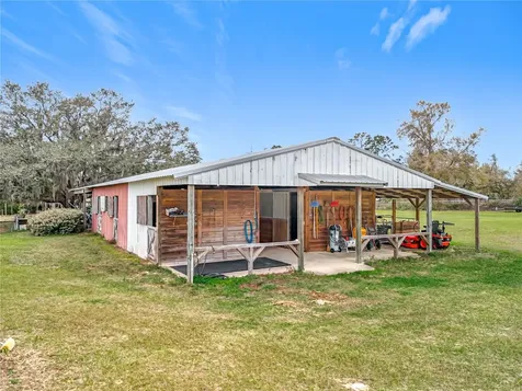 41204 Emeralda Island Road Leesburg FL 34788