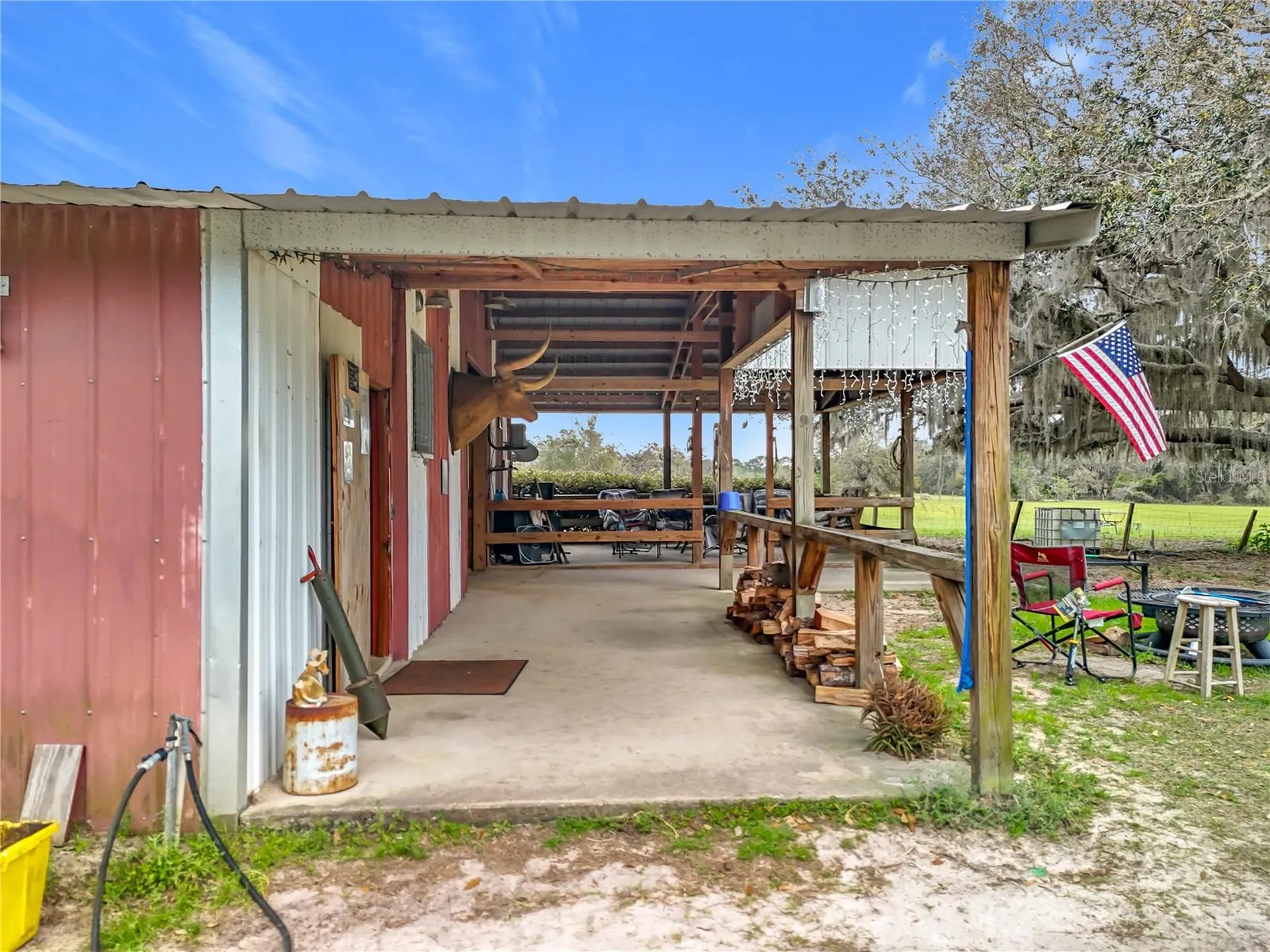 41204 Emeralda Island Road Leesburg FL 34788