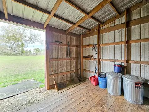 41204 Emeralda Island Road Leesburg FL 34788