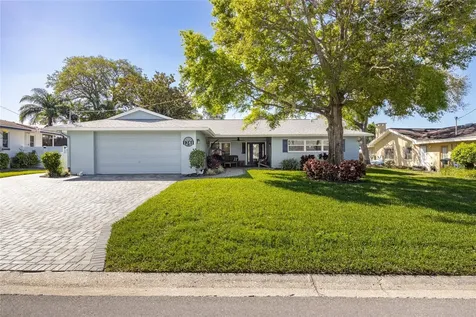 1281 St Andrews Drive Dunedin FL 34698
