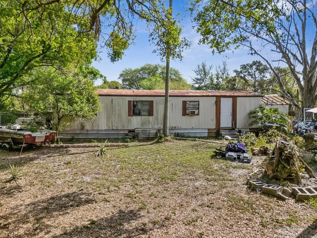 215 10th Wahneta Street W Winter Haven FL 33880