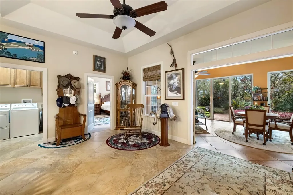 9250 Emily Drive Fanning Springs FL 32693