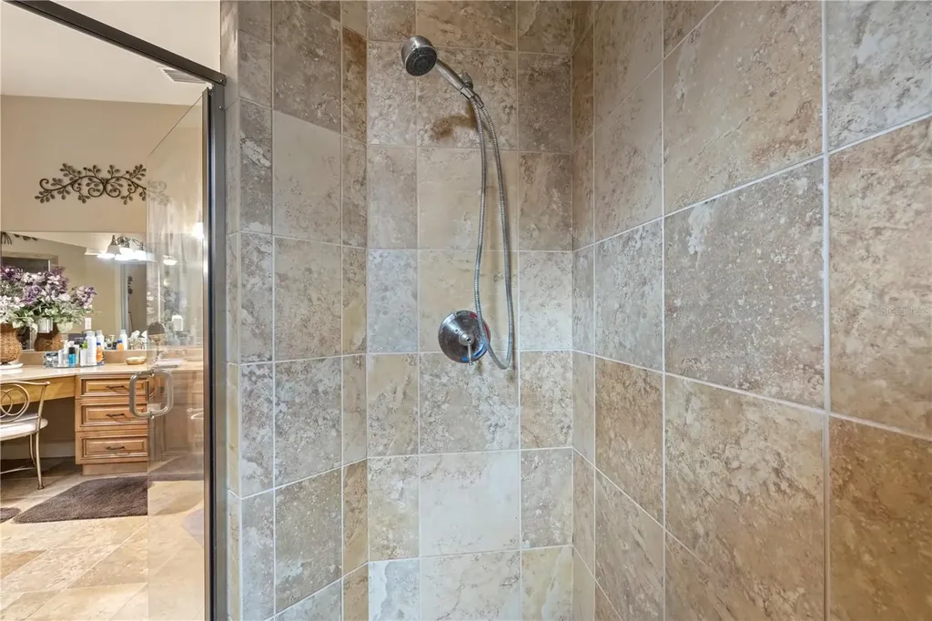 9250 Emily Drive Fanning Springs FL 32693
