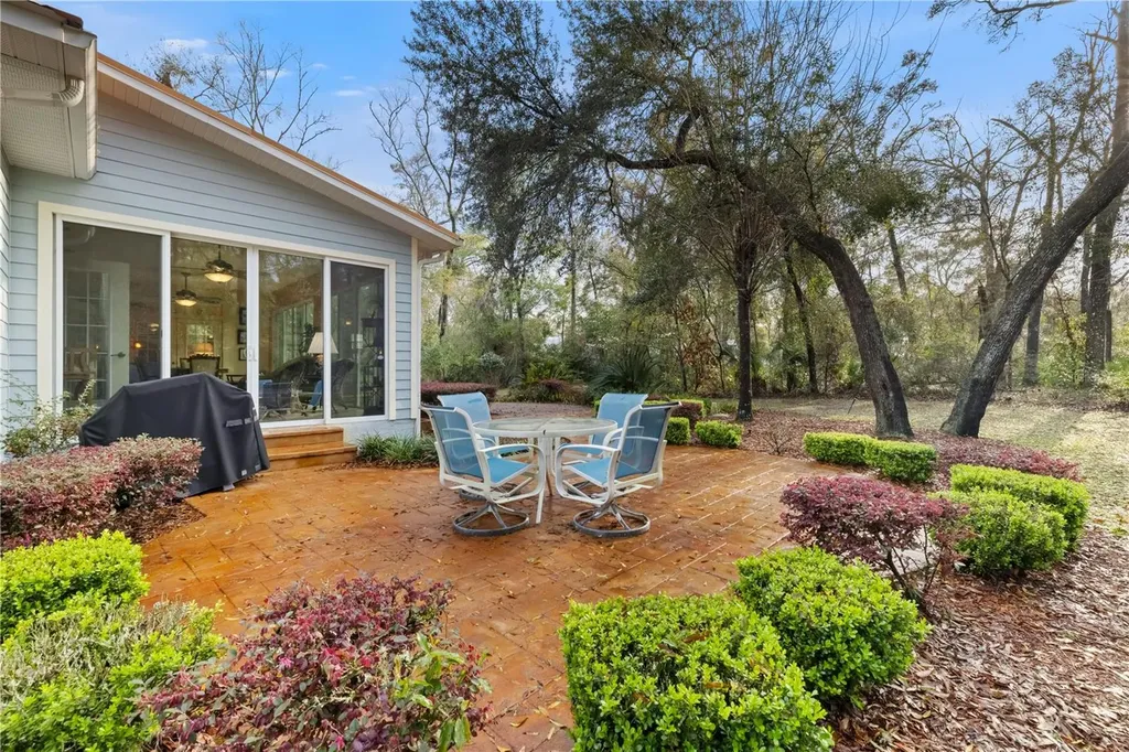 9250 Emily Drive Fanning Springs FL 32693